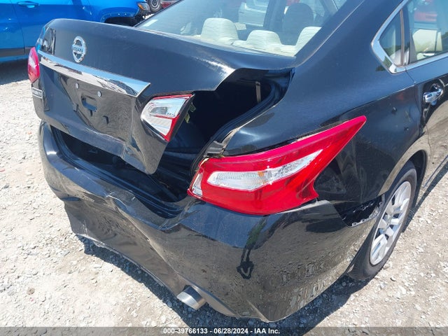 Nissan Altima 2.5 S 2017 1N4AL3AP4HC158074 Image 17