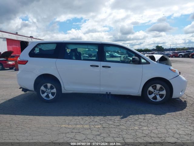 5TDZZ3DC4HS795842 Toyota Sienna L 7 Passenger