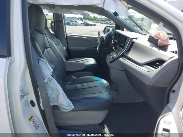 5TDZZ3DC4HS795842 Toyota Sienna L 7 Passenger