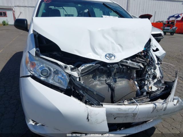 5TDZZ3DC4HS795842 Toyota Sienna L 7 Passenger