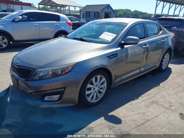KIA Optima Lx 2015 5XXGM4A71FG451998 Image 2