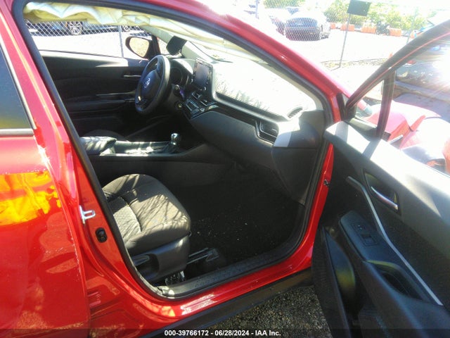 Toyota C-HR LE 2020 NMTKHMBX5LR107550 Image 5