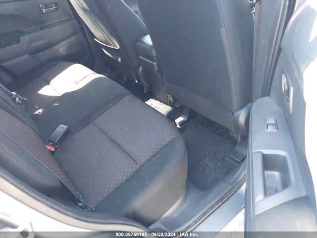 JA4AR3AUXKU023465 Mitsubishi Outlander Sport 2.0 Le