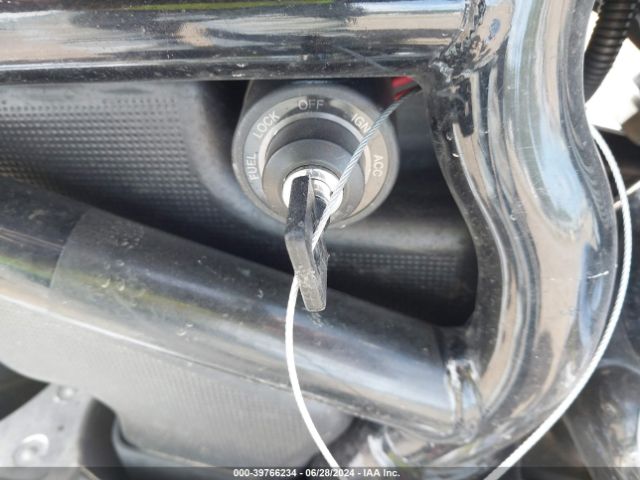 2006 HARLEY-DAVIDSON VRSCD 1HD1HDZ146K810940 Photo 10