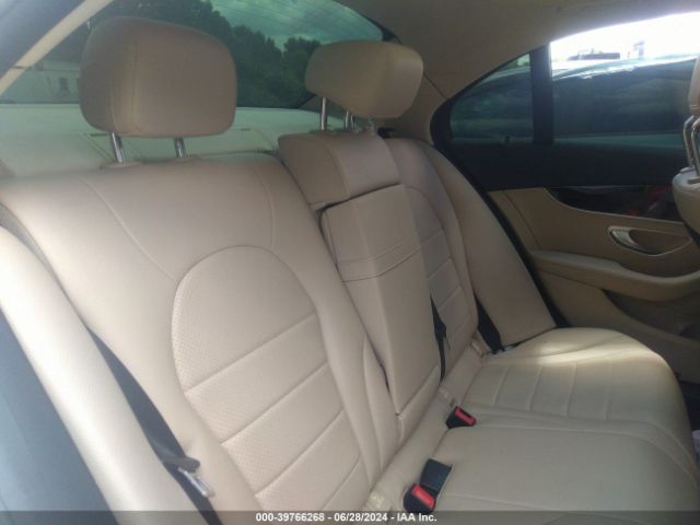 WDDWF4JB4JR409928 Mercedes-Benz C 300