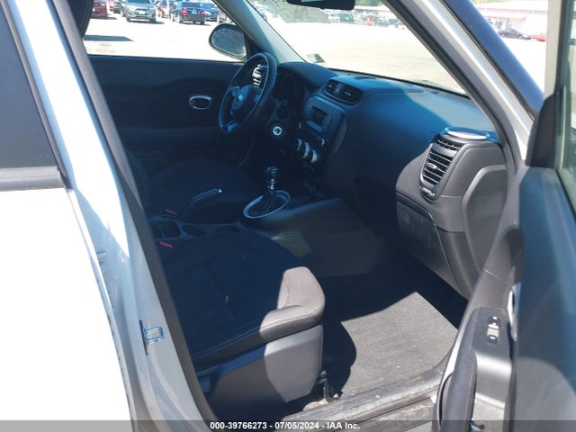 KIA Soul 2015 KNDJN2A24F7232019 Image 5