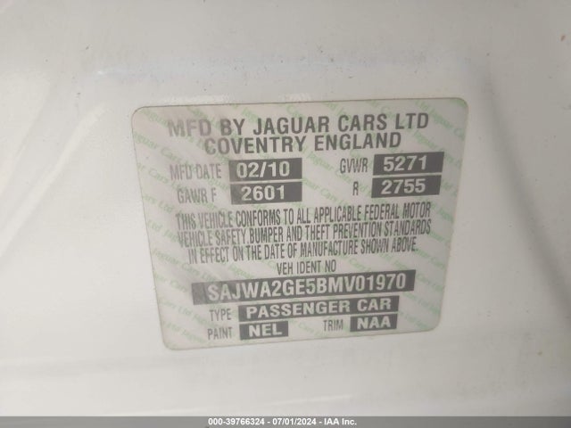 2011 JAGUAR XJ SAJWA2GE5BMV01970 Photo 8