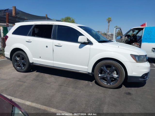 3C4PDDGG6JT387591 Dodge Journey Crossroad Awd