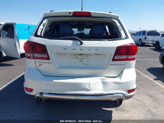 3C4PDDGG6JT387591 Dodge Journey Crossroad Awd