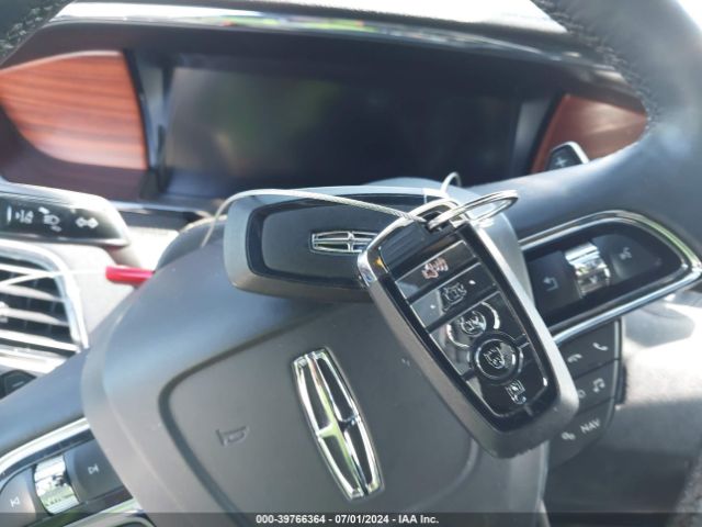 5LMJJ2LT6LEL21219 Lincoln Navigator Reserve