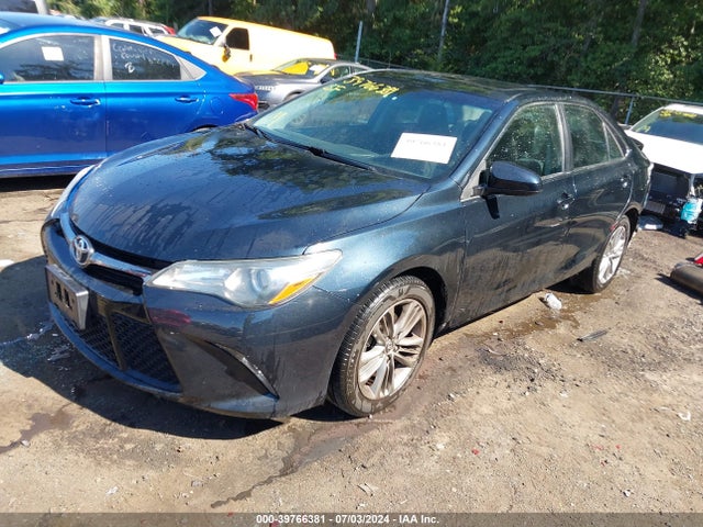 Toyota CAMRY SE 2015 4T1BF1FK9FU054528 Image 2
