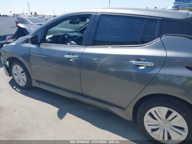 1N4AZ1BV4NC561807 Nissan Leaf S 40 Kwh