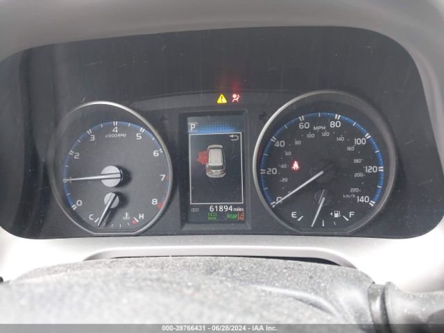 JTMWFREV1HJ149721 Toyota Rav4 Xle