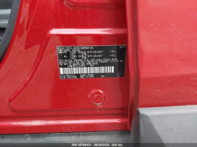 JTMWFREV1HJ149721 Toyota Rav4 Xle