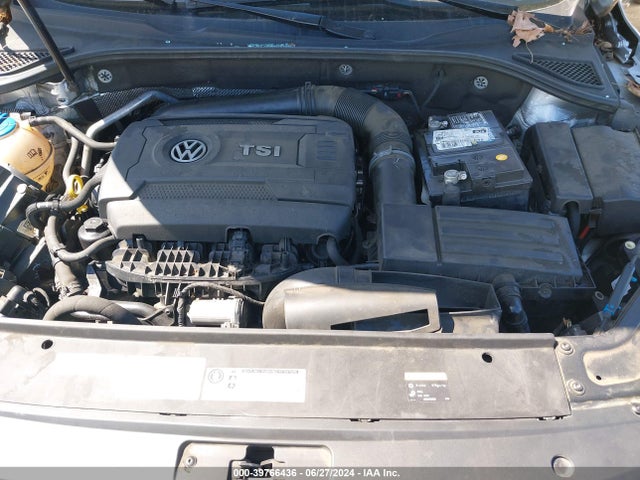 1VWBT7A36GC061702 Volkswagen Passat 1.8t Se