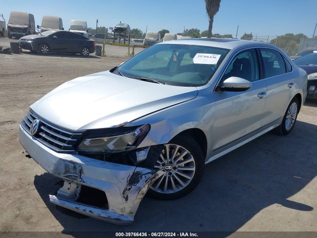 1VWBT7A36GC061702 Volkswagen Passat 1.8t Se