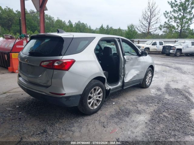 3GNAXHEV2JL128478 Chevrolet EQUINOX LS