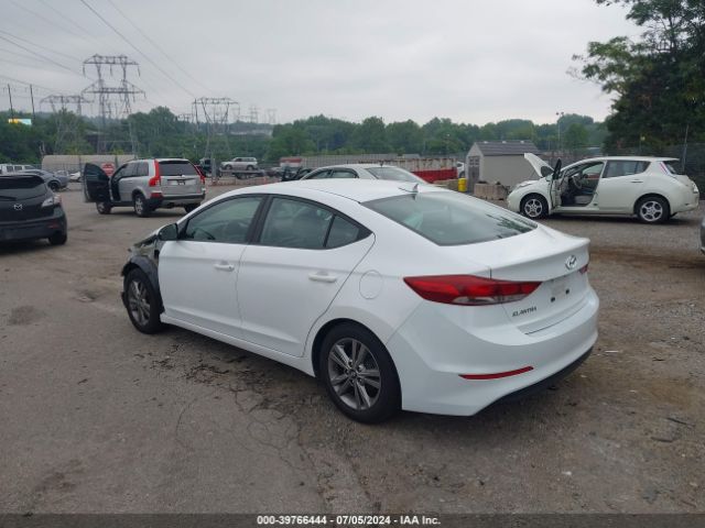 5NPD84LF8HH033554 Hyundai ELANTRA SE