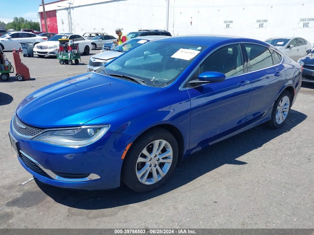 Chrysler 200 Limited 2016 1C3CCCAB0GN122848 Image 2