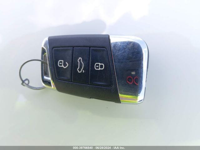 WVWBR7ANXLE015212 Volkswagen Arteon 2.0t Se