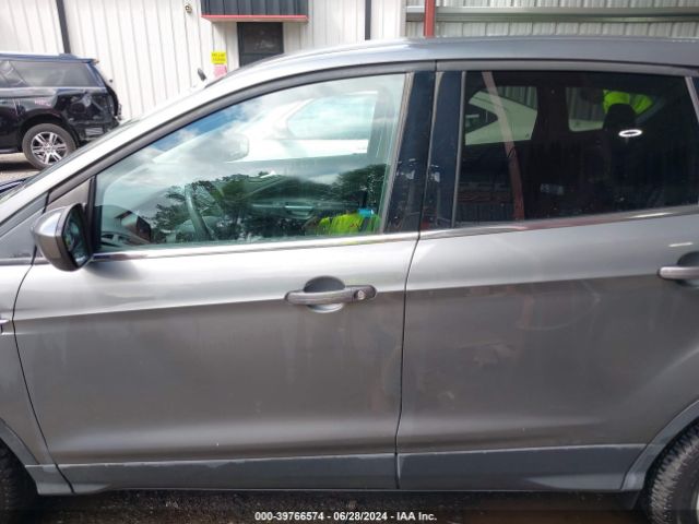 1FMCU0GX1EUD45084 Ford ESCAPE SE