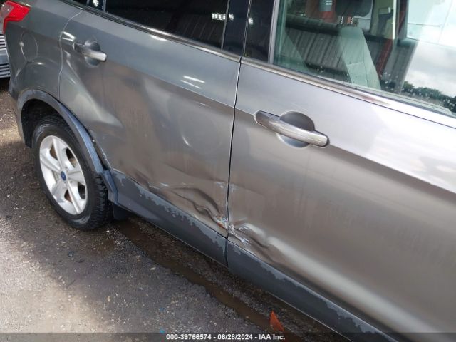1FMCU0GX1EUD45084 Ford ESCAPE SE