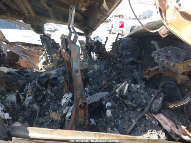 5TFEY5F14HX223897 Toyota Tundra Sr5 5.7l V8