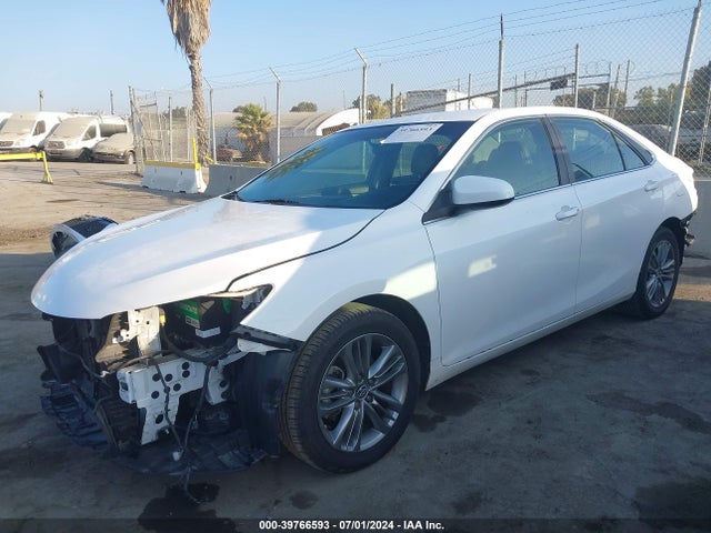 Toyota CAMRY SE 2015 4T1BF1FK3FU990600 Image 2