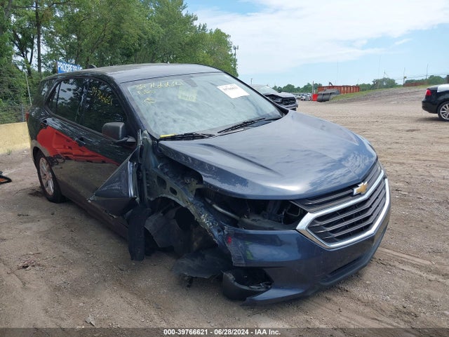 Chevrolet EQUINOX LS 2018 3GNAXREV6JS555609 Image 18