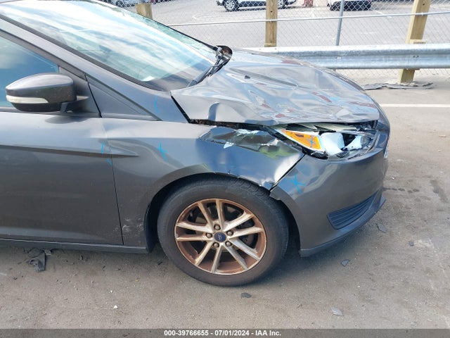 Ford FOCUS SE 2015 1FADP3F24FL270319 Image 12