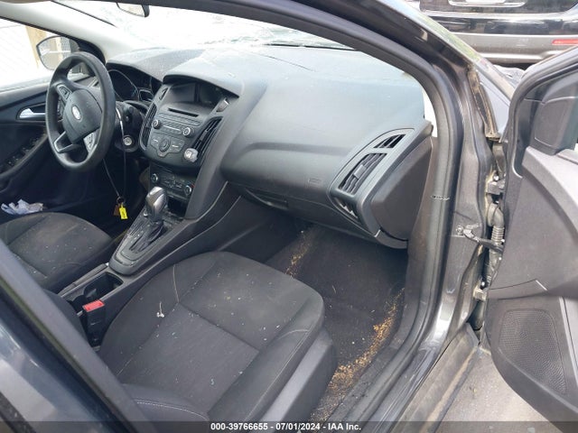 Ford FOCUS SE 2015 1FADP3F24FL270319 Image 5