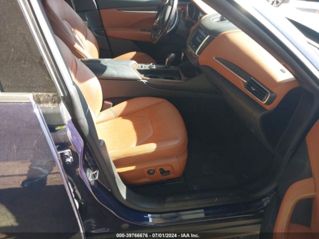ZN661XUA0JX289438 Maserati Levante