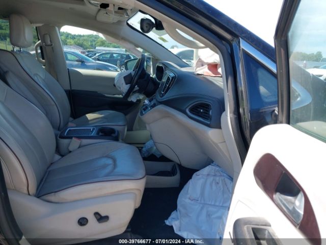 2C4RC1GG7HR559862 Chrysler Pacifica Limited