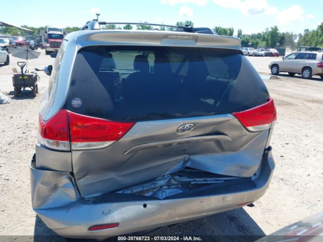 5TDYK3DC9ES471538 Toyota Sienna Xle V6 8 Passenger