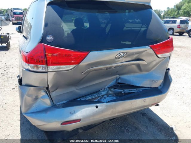 5TDYK3DC9ES471538 Toyota Sienna Xle V6 8 Passenger
