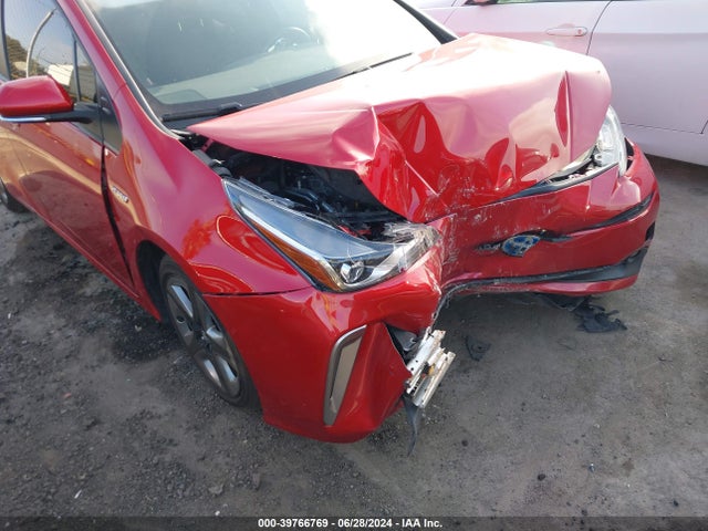 JTDKAMFU5N3190245 Toyota Prius Limited