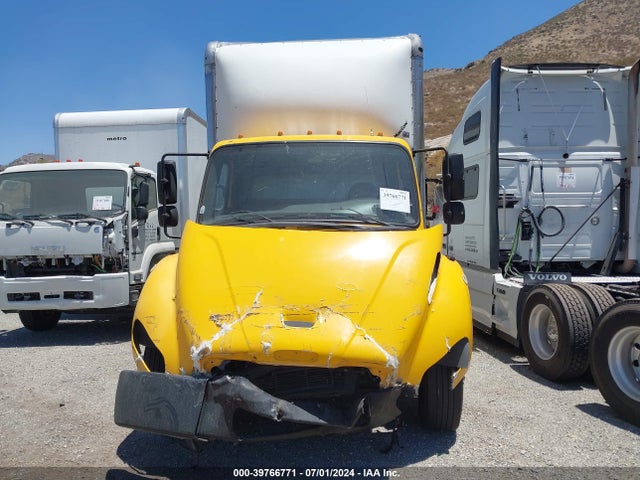 Freightliner M2 106 Medium Duty 2014 1FVACWDT0EHFM2797 Image 32