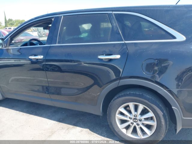 5XYPG4A30KG575657 KIA Sorento 2.4l Lx