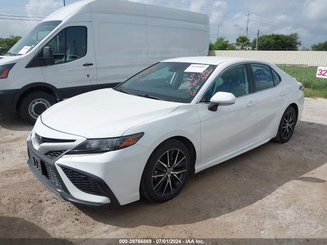 Toyota CAMRY SE 2022 4T1G11AK5NU045464 Image 2