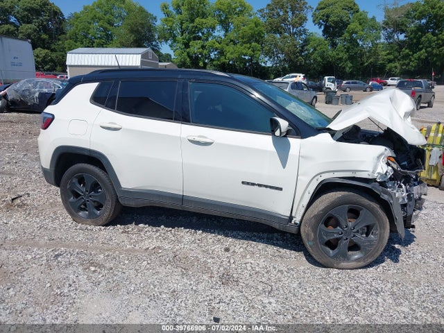 3C4NJCBB0KT763113 Jeep Compass Altitude Fwd