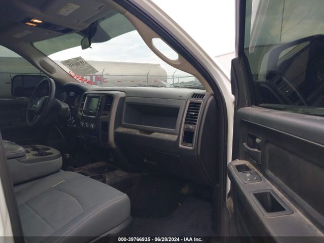 3C6UR5HL5JG356595 RAM 2500 Tradesman  4x4 8' Box