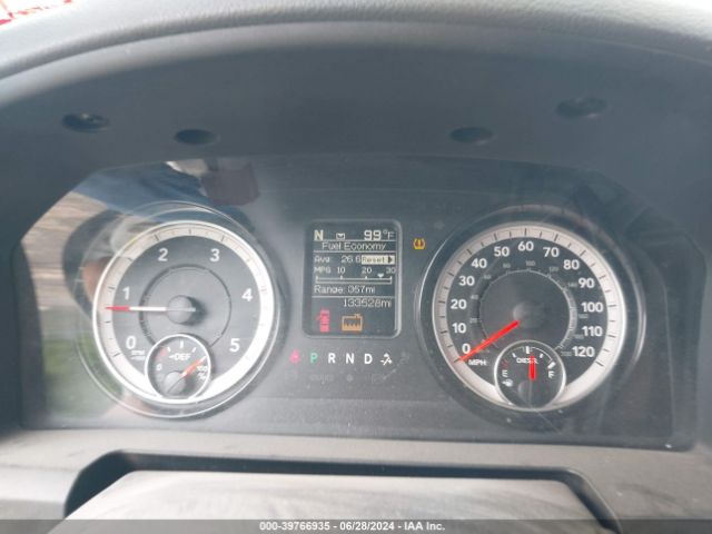 3C6UR5HL5JG356595 RAM 2500 Tradesman  4x4 8' Box