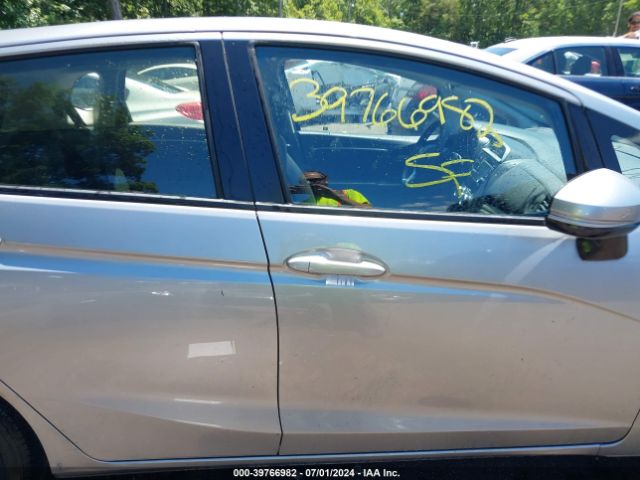 JHMGK5H52HS018651 Honda FIT LX