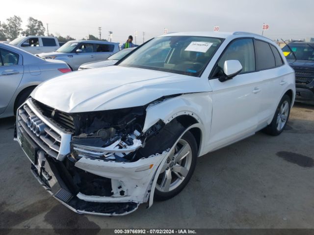 WA1ANAFY2J2213668 Audi Q5 2.0t Premium/2.0t Tech Premium