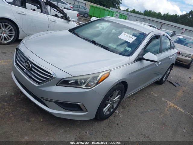 Hyundai SONATA SE 2016 5NPE24AF7GH357747 Image 2