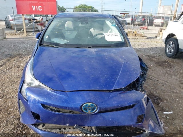 Toyota Prius Three 2016 JTDKARFUXG3515696 Image 13
