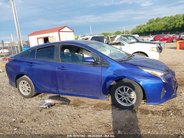 Toyota Prius Three 2016 JTDKARFUXG3515696 Image 14