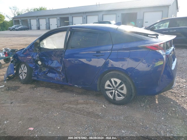 Toyota Prius Three 2016 JTDKARFUXG3515696 Image 15