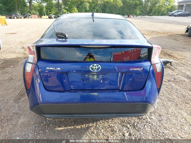 Toyota Prius Three 2016 JTDKARFUXG3515696 Image 17