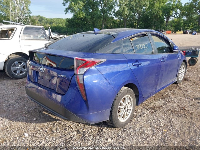 Toyota Prius Three 2016 JTDKARFUXG3515696 Image 4